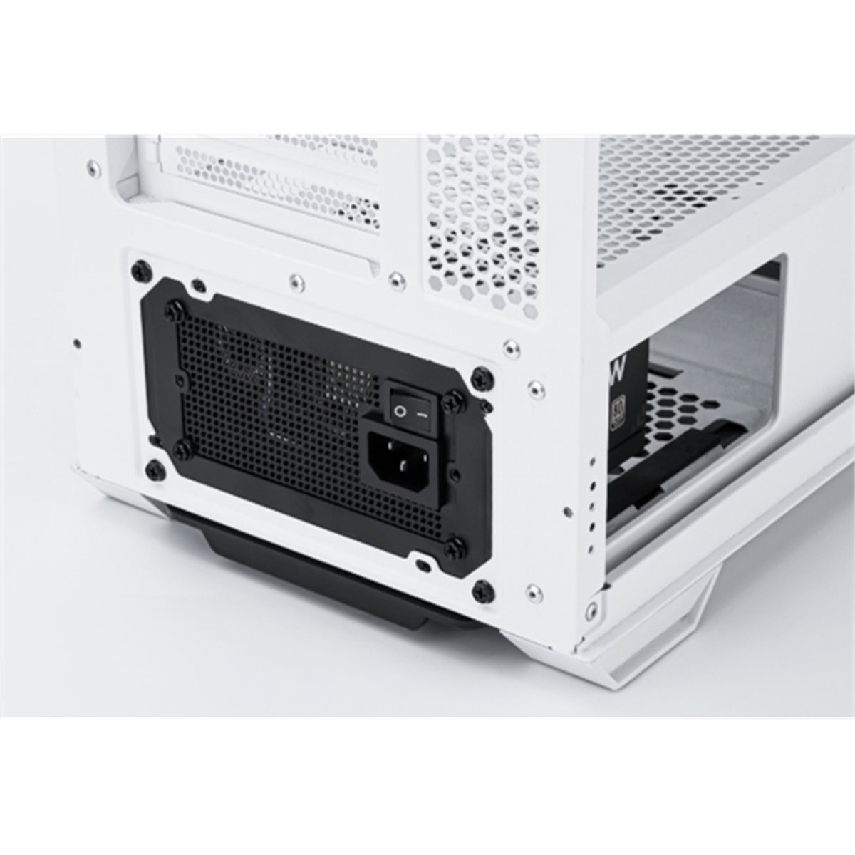 [AC18 Digital]/ TR-TGFX850 Ali - Sfx Power Supply 850W Gold recensione e prezzo